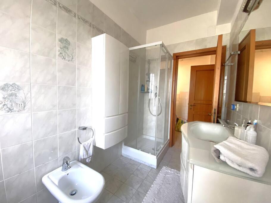 Il Posto Giusto Apartment La Maddalena  Exterior photo