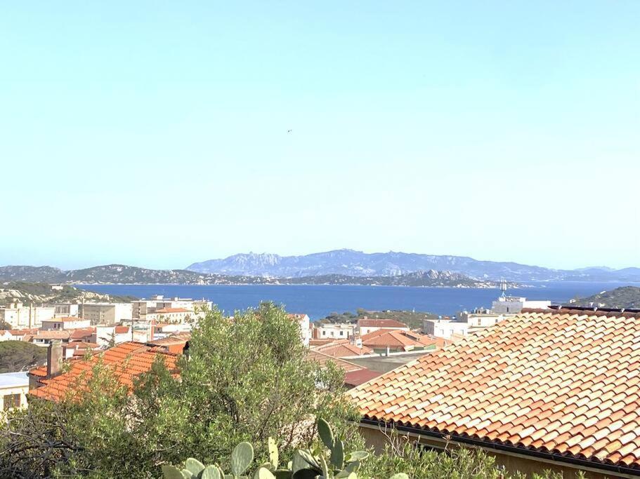 Il Posto Giusto Apartment La Maddalena  Exterior photo